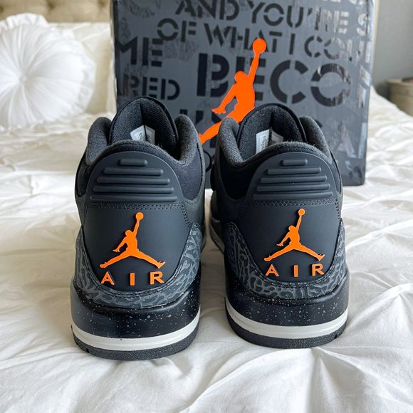 Air Jordan 3 “Fear” Retro - Sz 13 Sneakers CT8532-080 - Picture 6 of 12